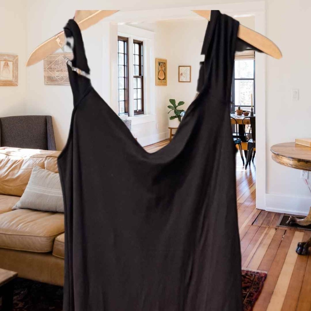 Maxi Dress with back slit new w/o tags